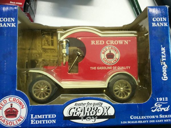 Gearbox 1912 Red Crown Gasoline Coin Bank Ford Delivery Truck 1/24 Scale